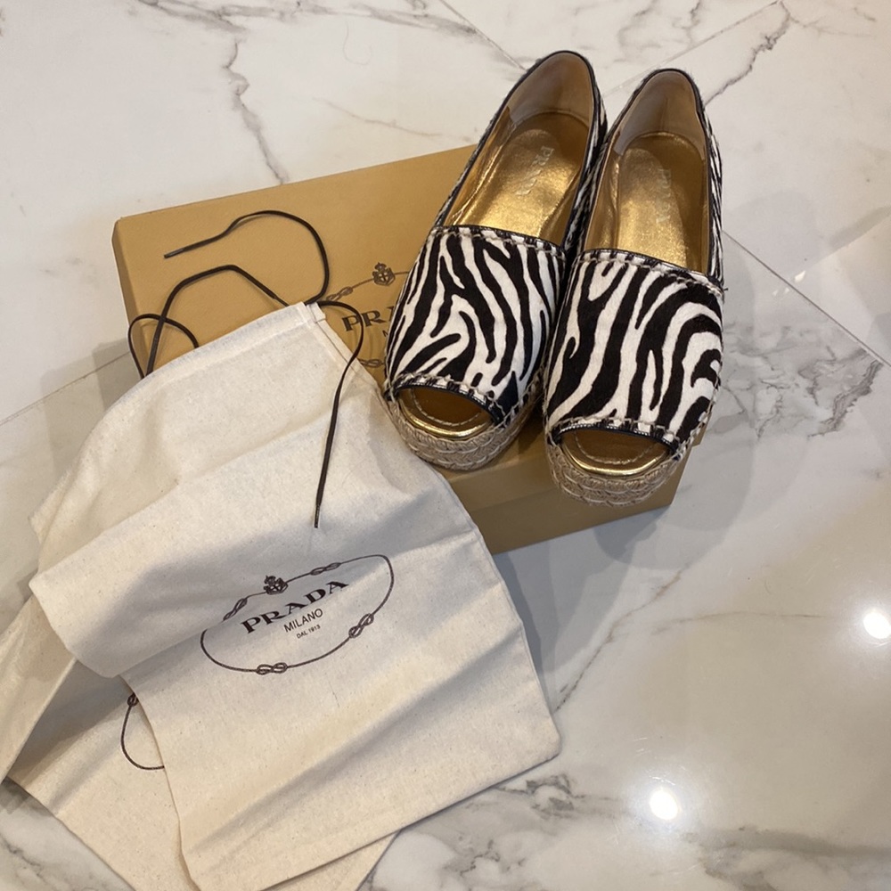 Prada Zebra Print Calf Hair Platform Espadrille Wedge Sandals Size 10.5 - Picture 5 of 9